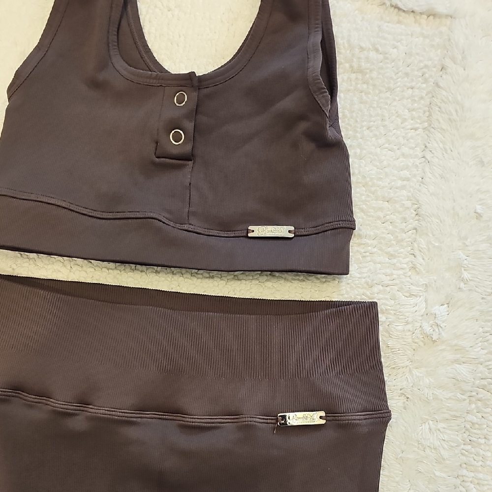 Bombshell RibbedSports Bra and Leggings Set NWOT - Picture 2 of 8